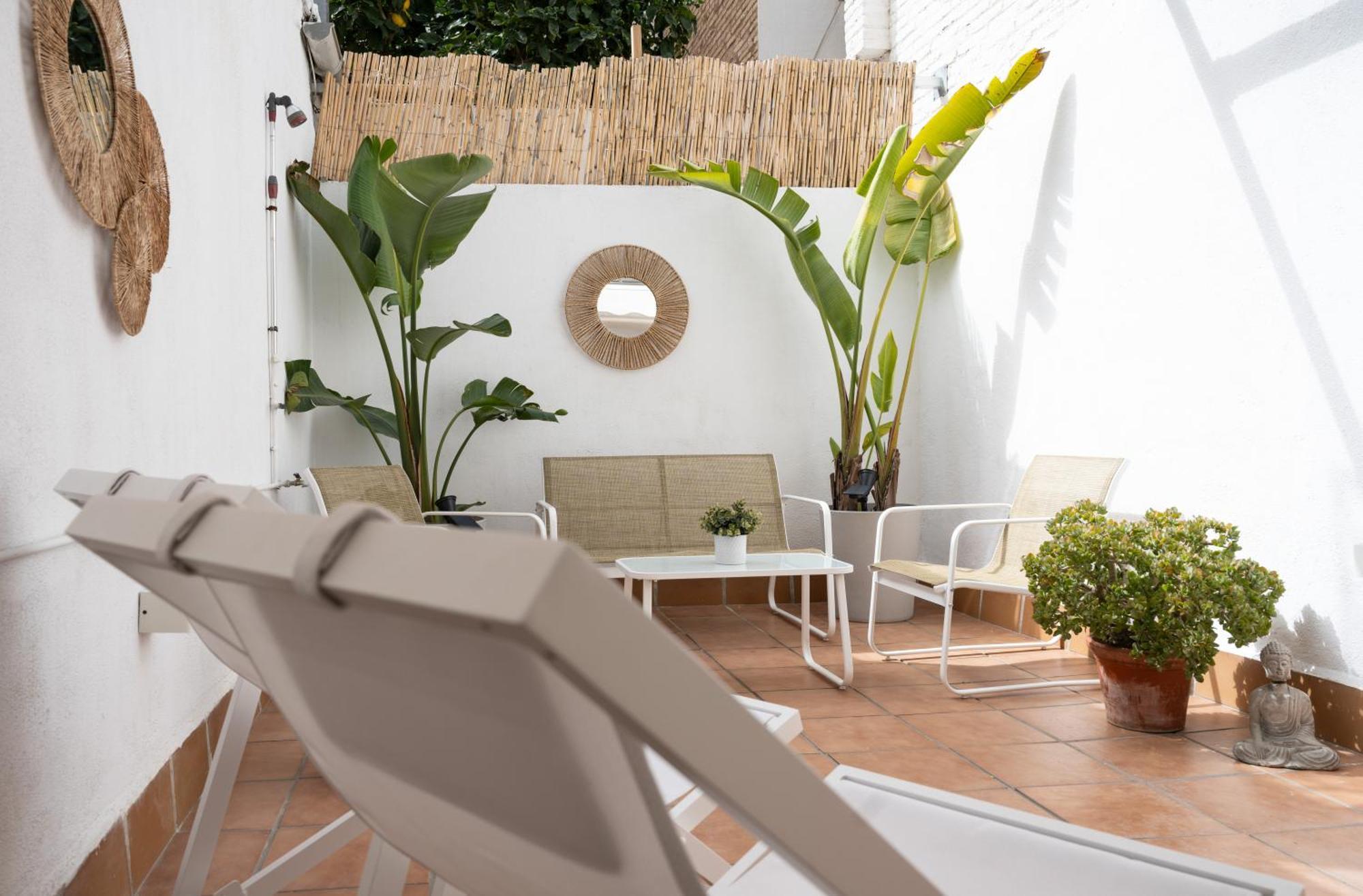 Stylish Apartment With Terrace For Couple Or Family برشلونة المظهر الخارجي الصورة