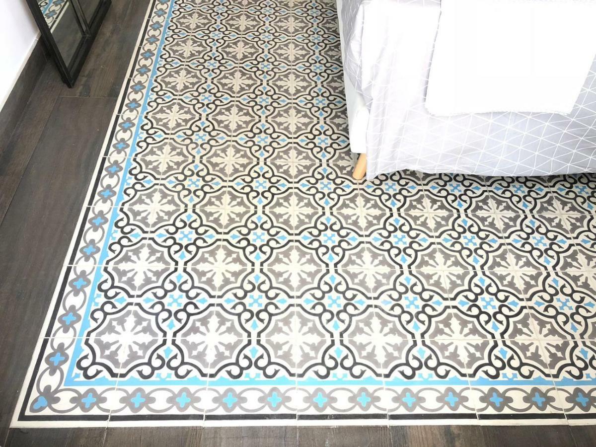 Stylish Apartment With Terrace For Couple Or Family برشلونة المظهر الخارجي الصورة