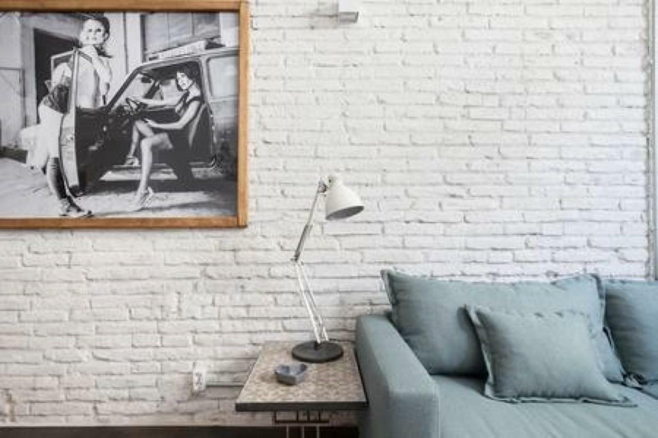 Stylish Apartment With Terrace For Couple Or Family برشلونة المظهر الخارجي الصورة